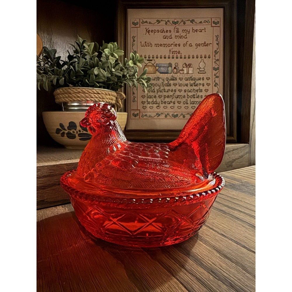 Westmoreland Ruby Red Amberina GLOWS Glass Hen On Nest Marked Twice Excellent